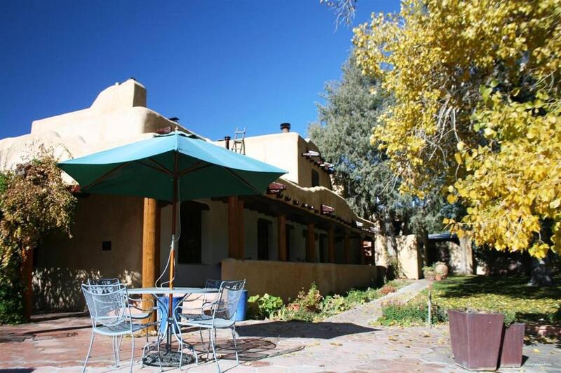 Фото Inn on La Loma Plaza