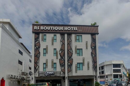 Гостиница Oyo 574 Rs Boutique Hotel в Клуанге
