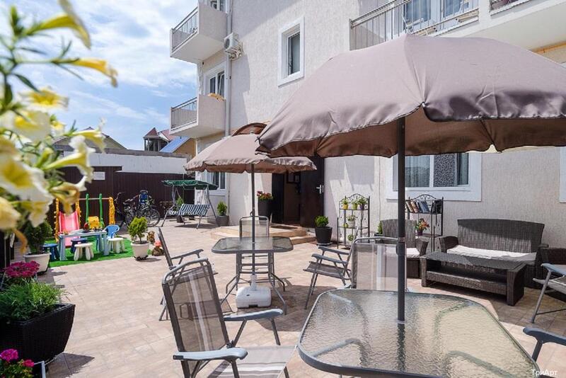 Фото отеля 2