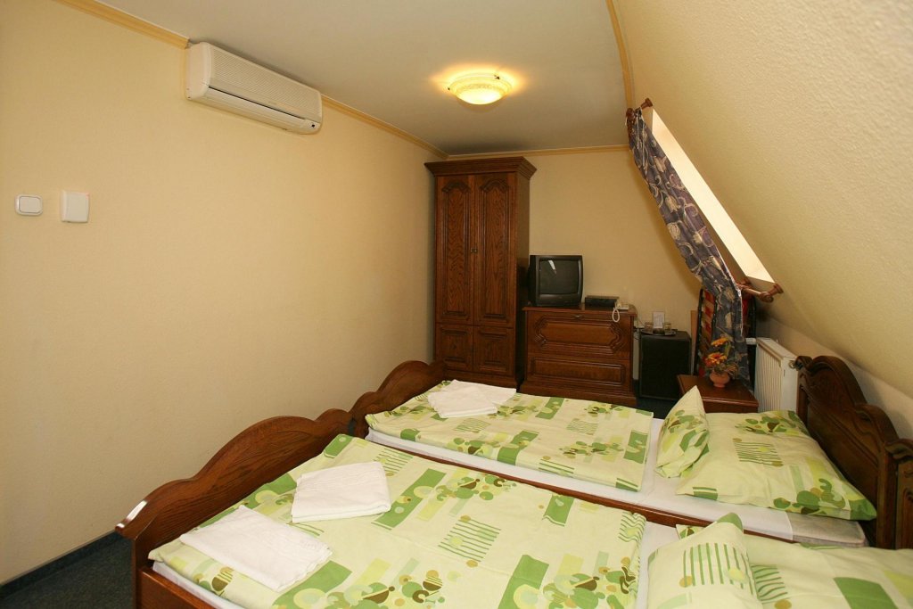 Фото Bástya Wellness Hotel Miskolctapolca