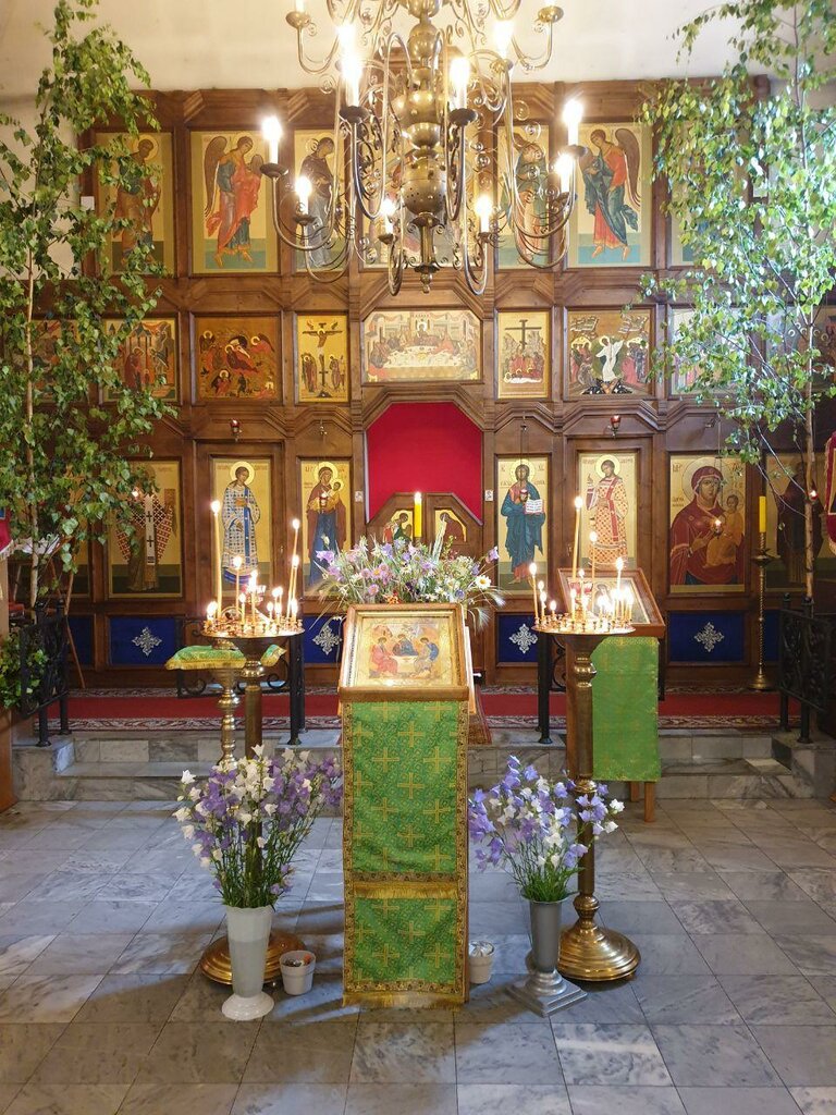 Iglesia ortodoxa Tserkov Ikony Bozhiyey Materi Smolenskaya V Podolino, , foto