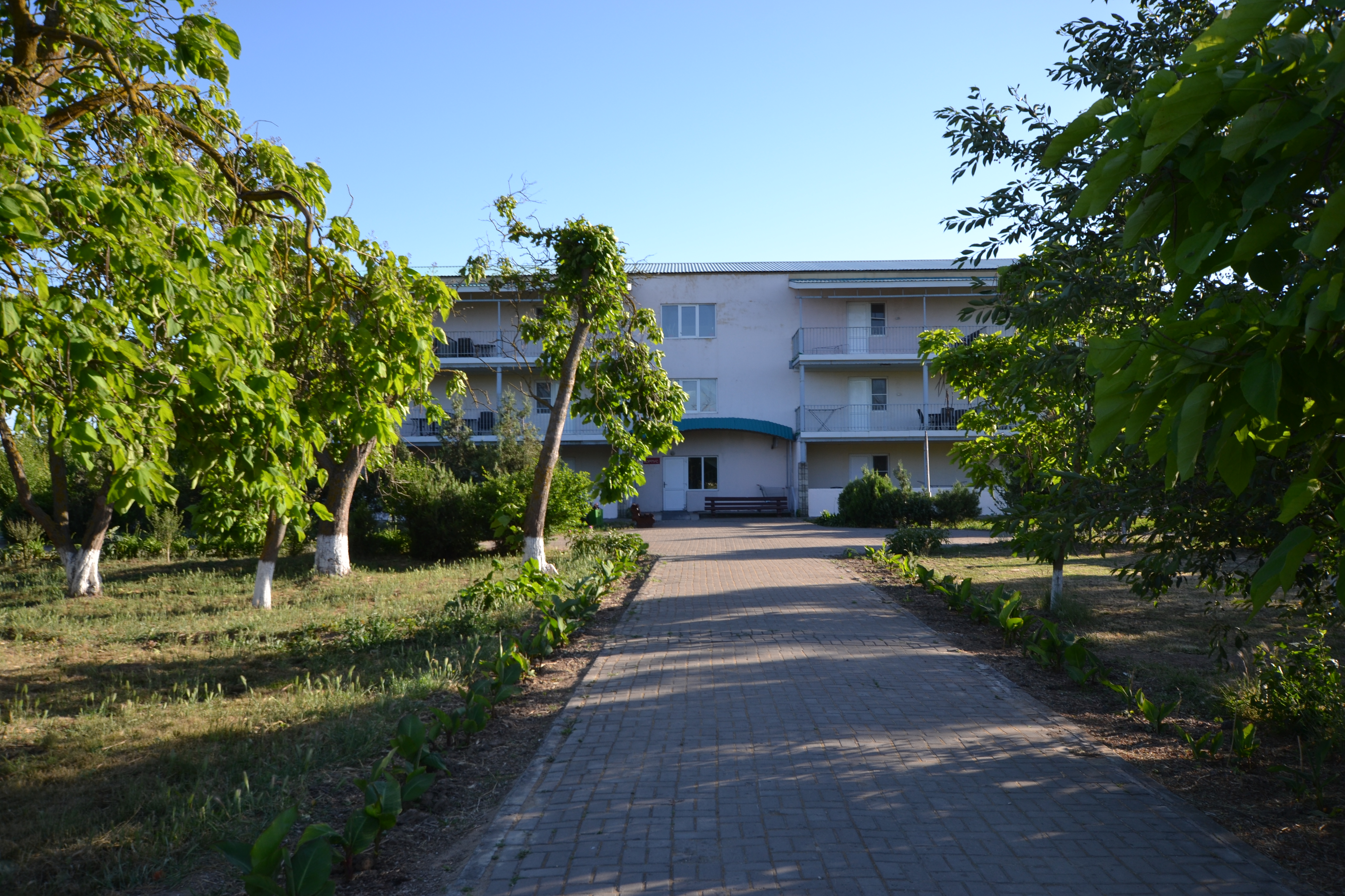 Фото отеля 2