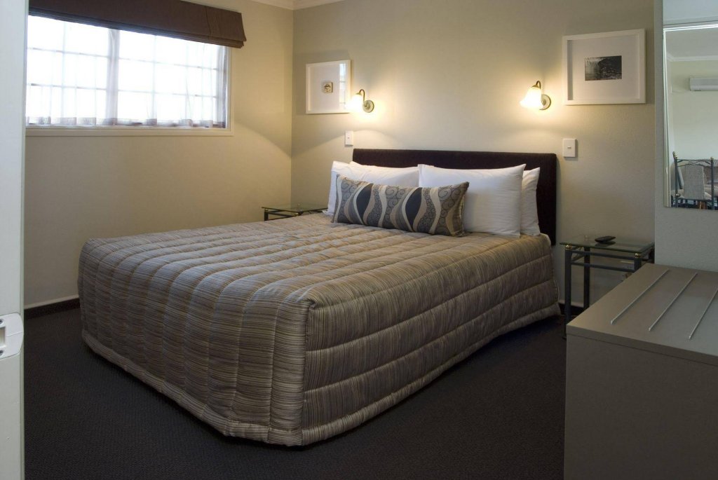 Фото Silver Fern Rotorua Suites & SPA