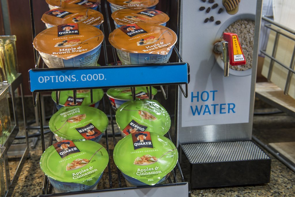 Фото Holiday Inn Express Hotel & Suites - Houston Space Center, an Ihg Hotel