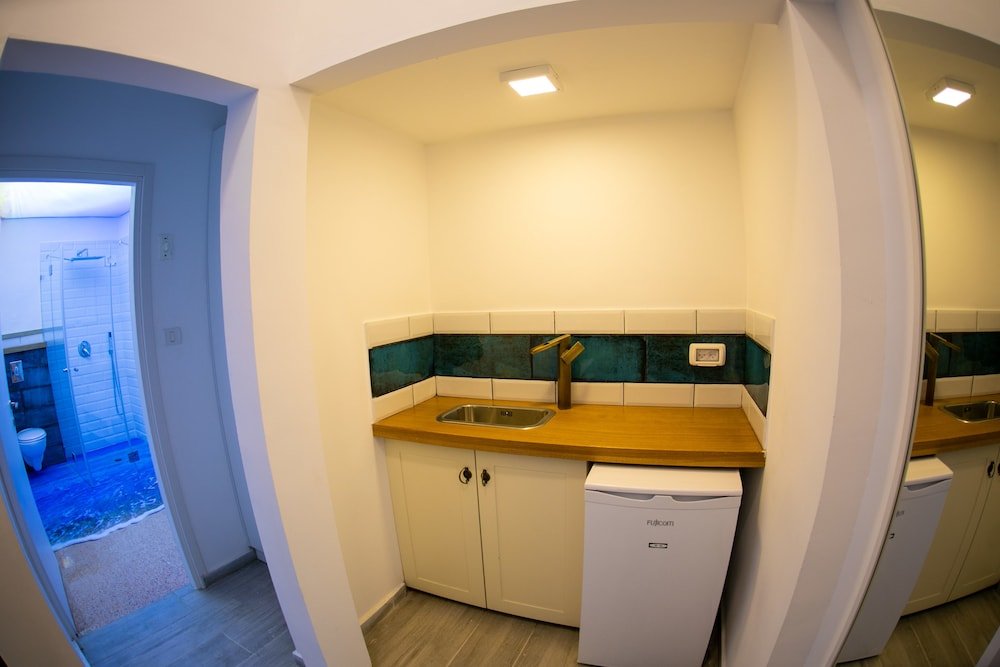 Фото Eshel Mansion - Boutique Suites