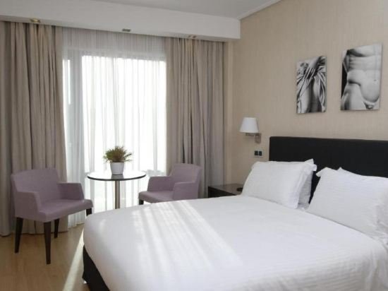 Фото The Athens Gate Hotel