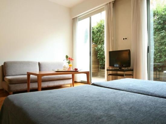 Фото Hotel Serhs Rivoli Rambla