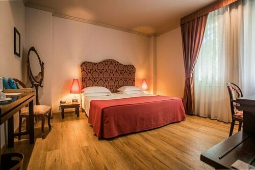 Гостиница Casali Hotel в Чезене