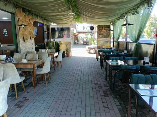 Гостиница Golden House в Озургети