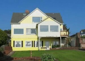 Гостиница Breyhouse B&b Inn в Линкольн Сити