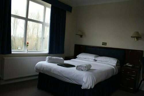 Гостиница Uno Thames Hotel в Мейденхеде
