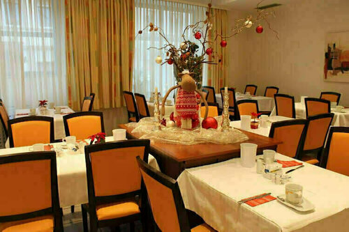 Гостиница City Hotel Neuwied в Нойвиде