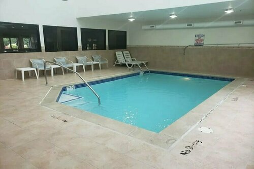 Гостиница A Victory Suites Warren в Уоррене
