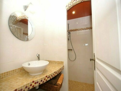 Гостиница Elegant Holiday Home in Niderviller Near Forest в Сарбуре-Шато-Сален