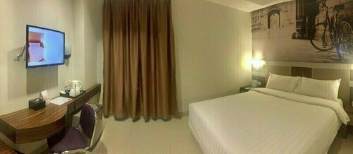 Гостиница Aston Ketapang City Hotel в Кетапанге