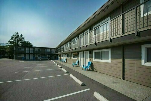 Гостиница Super 8 by Wyndham Penticton в Пентиктоне
