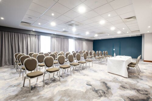 Гостиница Holiday Inn Stevenage в Стивенэйдже