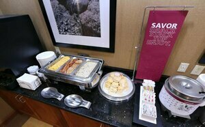 Гостиница Hampton Inn Hutchinson в Хатчинсоне