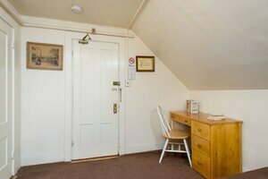 Гостиница The Farrington Inn в Нидхаме