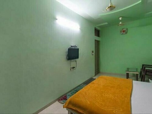 Гостиница Oyo 69568 Hotel Ronak Royal в Порбандаре