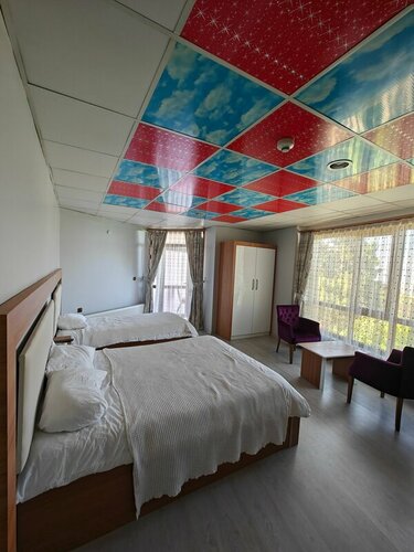 Гостиница Konerkon Otel Plaza в Башъяйле