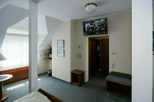 Гостиница Hotel Alfa в Ной-Изенбурге
