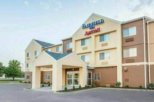 Гостиница Fairfield Inn & Suites Kansas City Lee's Summit в Лис Саммите
