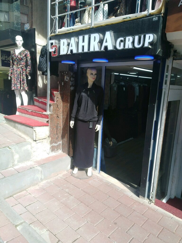 Giyim mağazası Bahra Group, Fatih, foto