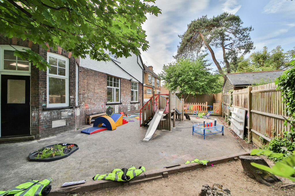 School Bright Horizons The Park Day Nursery and Preschool, Watford, photo