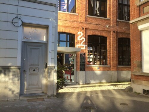 Гостиница 22b&b в Антверпене