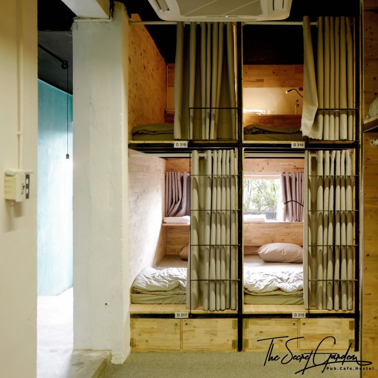 Фото The Secret Garden - Hostel
