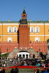 Middle Arsenalnaya Tower (Manezhnaya Street, 2/10с2), landmark, attraction