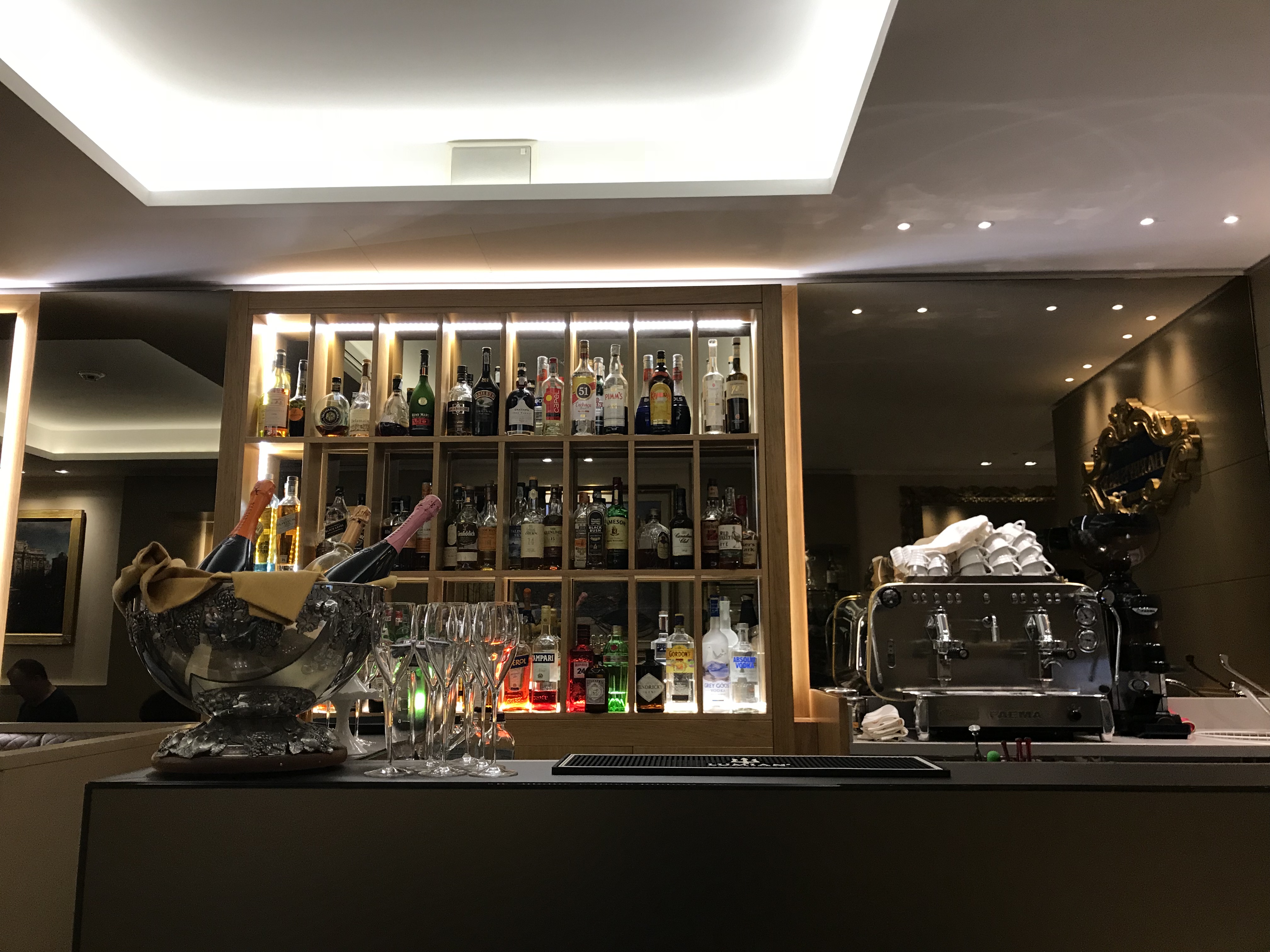 Фото Harry's Bar Trevi Hotel & Restaurant