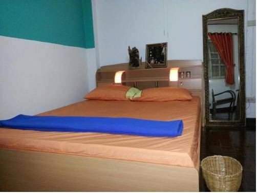 Фото Floating House