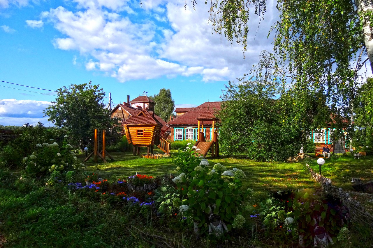 Фото отеля 1