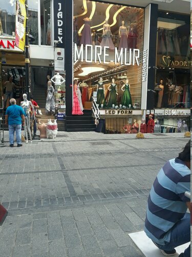 Moremur dress deals