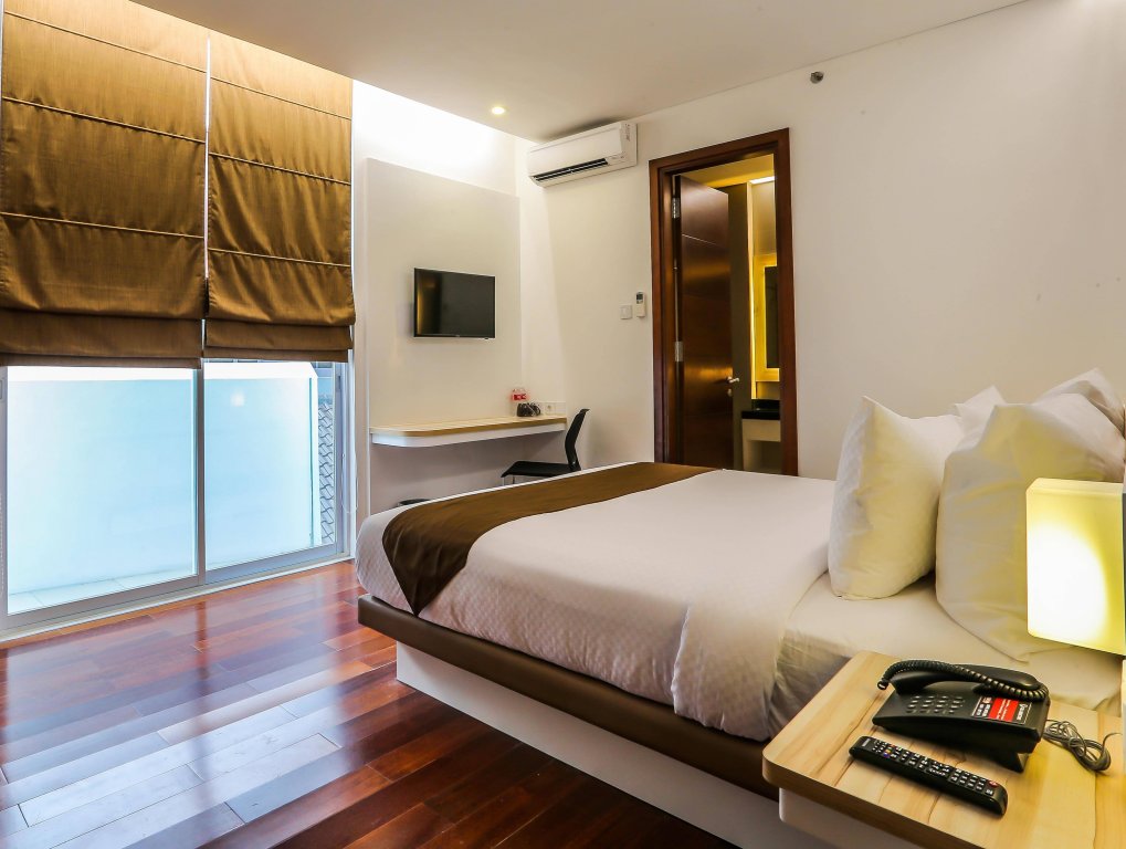 Фото The Alimar Hotel