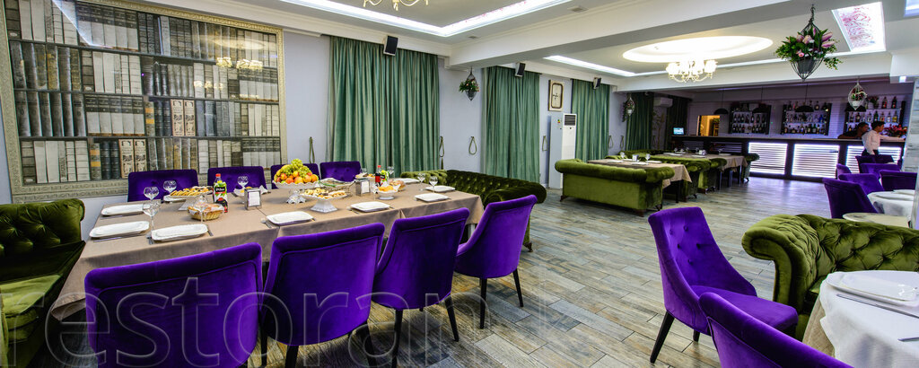 Bar, pub Green Doorf, Chimkent, photo