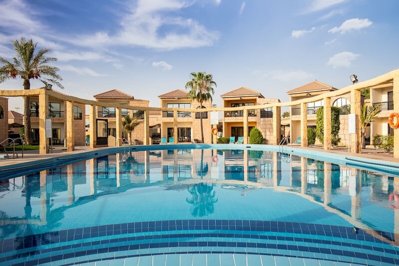 Гостиница Palma Beach Resort & SPA в Умм-эль-Кайвайне