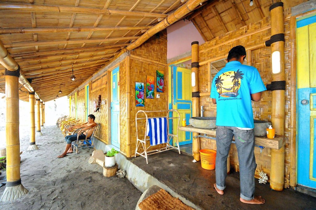 Фото Coconut Garden Beach Resort