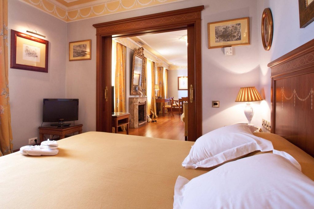 Фото Inglaterra Hotel
