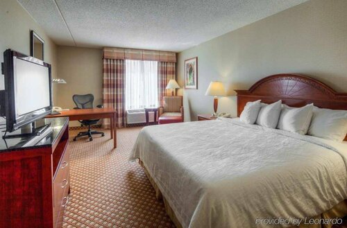 Гостиница Hilton Garden Inn Norwalk