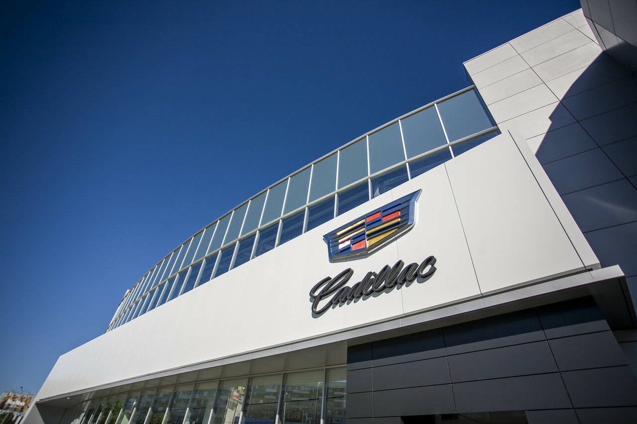 photo Планета Авто Cadillac