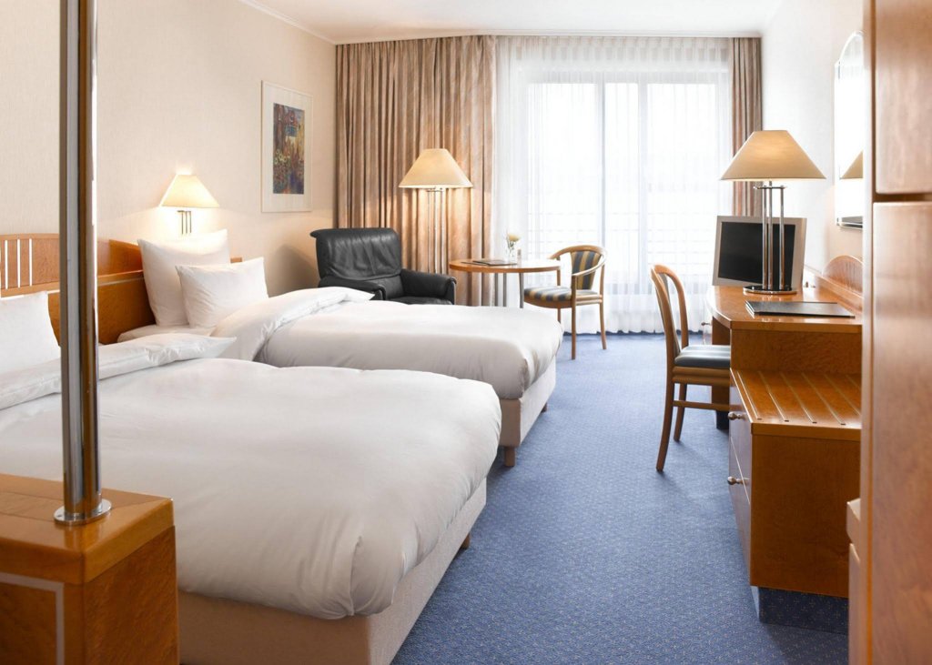 Фото Parkhotel Pforzheim