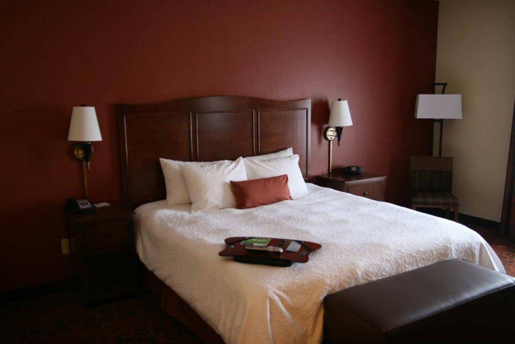 Фото Hampton Inn Matamoras - Milford