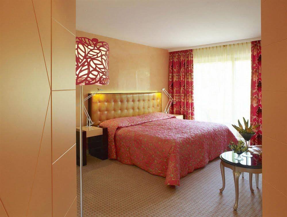 Фото Hotel Eden Roc