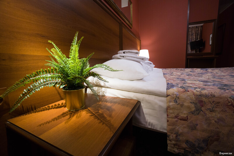 Фото Вернисаж