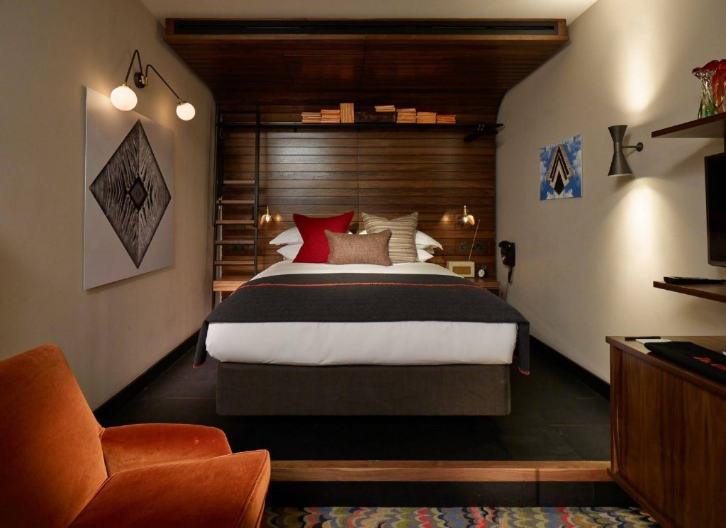 Фото The Hospital Club