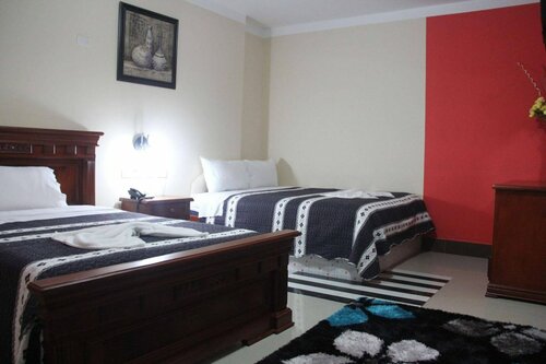 Гостиница Hostal Platinum Class в Нуэва-Лоха