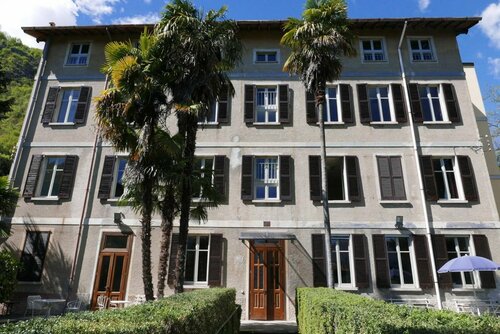 Гостиница Lake Como Peace Lodge - Hostel